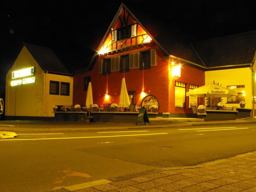 Hotel Beim Holzschnitzer Dreis-Brück Zewnętrze zdjęcie